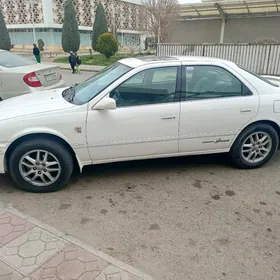 Toyota Camry 2001