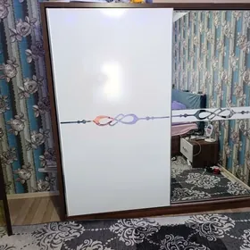 шкаф большой для вещей