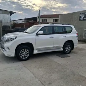 Toyota Land Cruiser Prado 2013