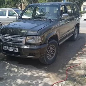 Isuzu Rodeo Sport 2000