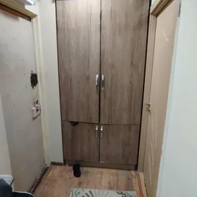 Satlik 3 kom 1 etaj 3 kvartal