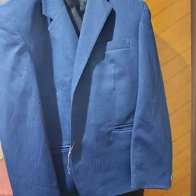 костюм мужской,новый