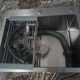 Раковина новая