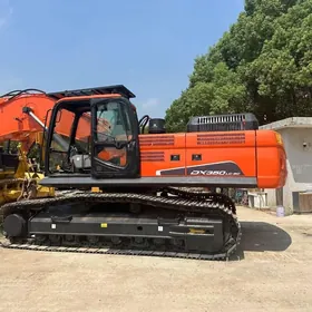 Komatsu PC490LC-11 2021