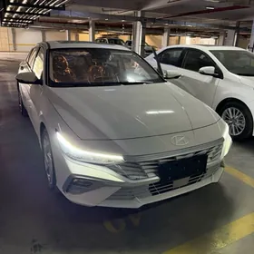 Hyundai Elantra 2026