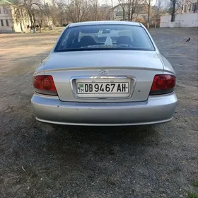 Hyundai Sonata 2002