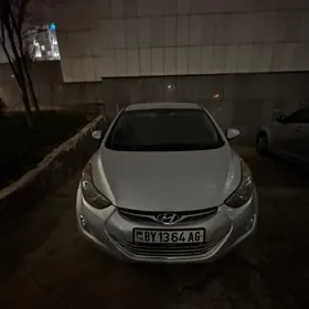 Hyundai Elantra 2011