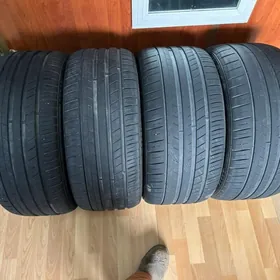 Habilead  245/40/18 265/35/18