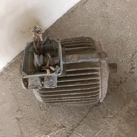 mator 8kw 3000abarot