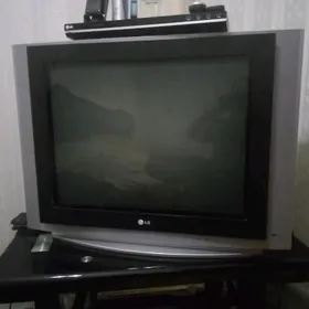 телевизор. 32 диаганаль