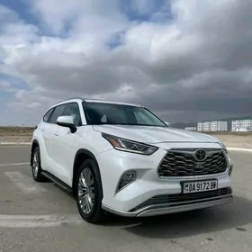 Toyota Highlander 2020