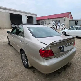 Toyota Camry 2005
