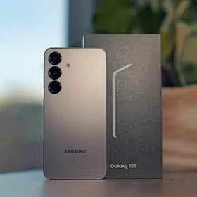 Samsung S25. 12/128Gb