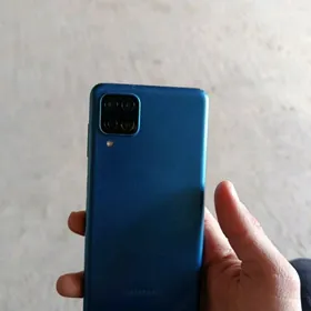 Samsung galaxy M12
