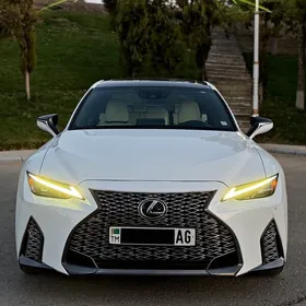 Lexus IS 350 2021