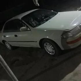 Toyota Carina 1993