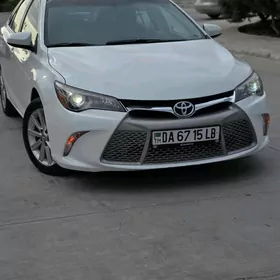 Toyota Camry 2015