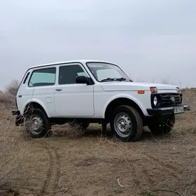 Lada Niva 2010