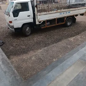 Mitsubishi Canter 1995