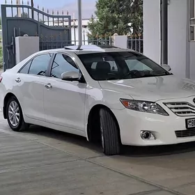 Toyota Camry 2010