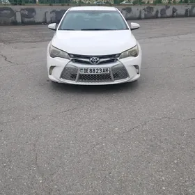 Toyota Camry 2016