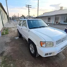 Nissan Pathfinder 2001