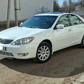 Toyota Camry 2003