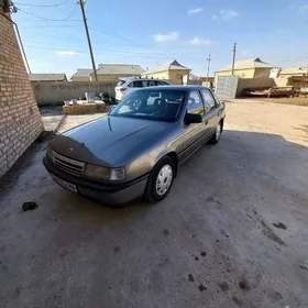 Opel Vectra 1989