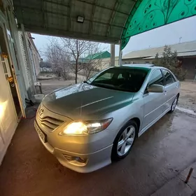 Toyota Camry 2011