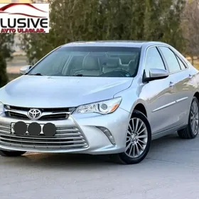 Toyota Camry 2017