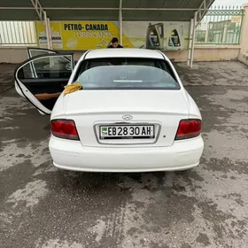 Hyundai Sonata 2002