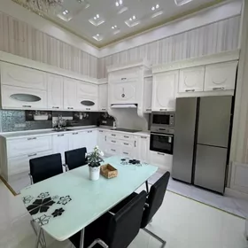 cehow elitka jay 3 komnat