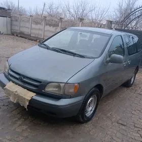Toyota Sienna 1998