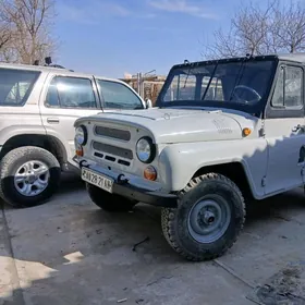 UAZ 469 1998