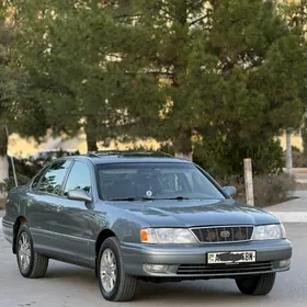 Toyota Avalon 1999