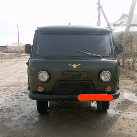 UAZ Profi 1984