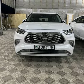 Toyota Highlander 2024