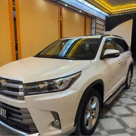 Toyota Highlander 2017