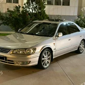 Toyota Camry 2000