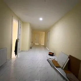 eyesi  gurtly 2 etaj 4kom