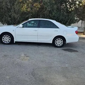 Toyota Camry 2005