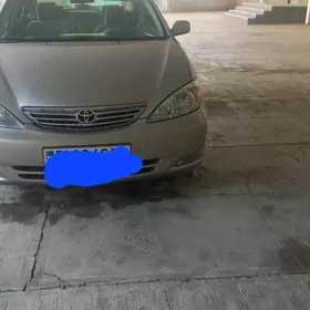 Toyota Camry 2004