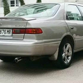 Toyota Camry 1999