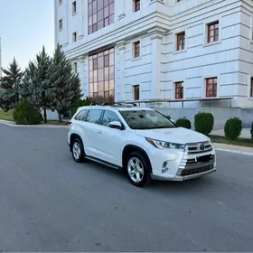 Toyota Highlander 2018