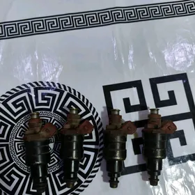 Opel Vectra 1.8 injektor