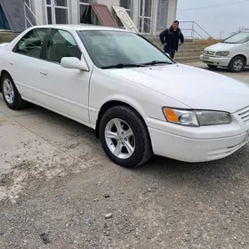 Toyota Camry 1999
