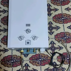 Газовая колонка Аристон