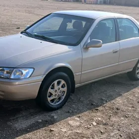 Toyota Camry 1997