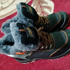 Ботинки мужские