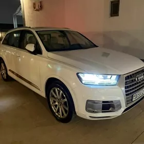 Audi Q7 2017